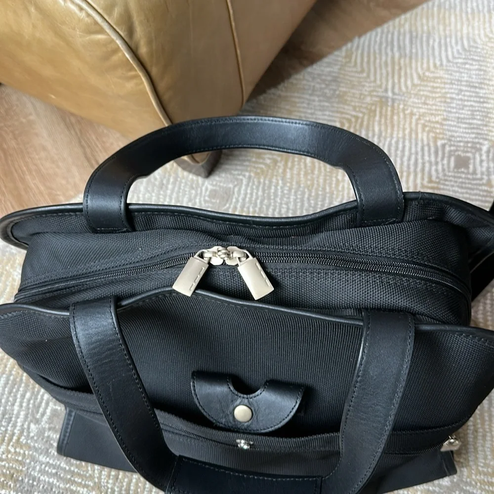 Lark Brand Canvas And Leather Overnight Weekender Bag